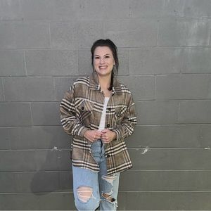 Meet your Posher, Courtney